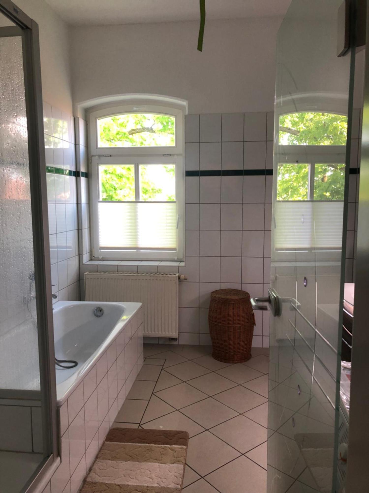 Marktresidenz Eisenach- Stilvolle Maisonette Mit 3 Zimmern Und 2 Baedern Apartment